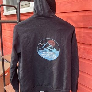 Yonder Mountain Sweat Shirt